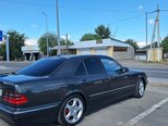Mercedes E 320-13