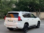 Toyota Land Cruiser Prado-5