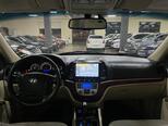 Hyundai Santa Fe-11