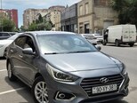 Hyundai Accent-1