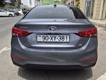 Hyundai Accent-6