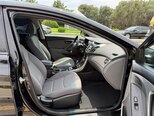 Hyundai Elantra-21