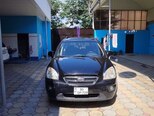 Kia Carens-1