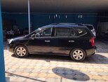 Kia Carens-5