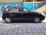 Kia Carens-6