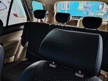 Kia Carens-10