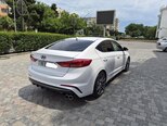 Hyundai Elantra-6
