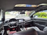 Hyundai Elantra-18