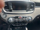 Kia Sorento-17