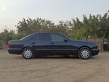 Mercedes E 200-5