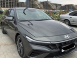 Hyundai Elantra-1