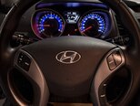 Hyundai Elantra-10