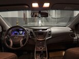 Hyundai Elantra-7