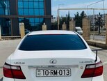 Lexus LS 460L-4