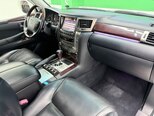 Lexus LX 570-11