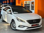 Hyundai Sonata-12