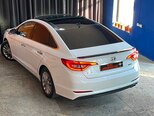 Hyundai Sonata-11