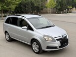 Opel Zafira-14