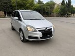 Opel Zafira-15