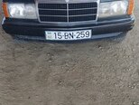 Mercedes 190-1