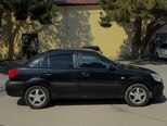 Kia Rio-4