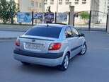 Kia Rio-5