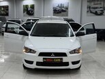 Mitsubishi Lancer-15