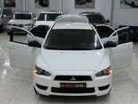 Mitsubishi Lancer-14