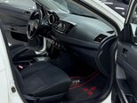 Mitsubishi Lancer-23