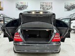 Mercedes E 240-19