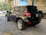 Toyota RAV4-4