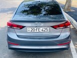 Hyundai Elantra-4