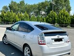 Toyota Prius-4