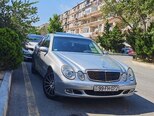 Mercedes E 240-13
