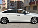Hyundai Sonata-6