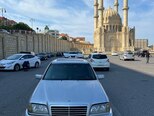 Mercedes C 200-2