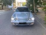 Mercedes E 220-12