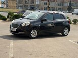 Nissan March-4