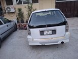 Mitsubishi Chariot-6