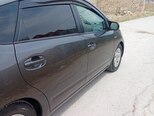 Toyota Prius-7