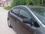 Toyota Prius-8