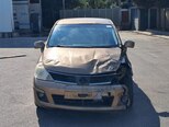 Nissan Tiida-1