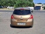 Nissan Tiida-5