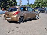 Nissan Tiida-7