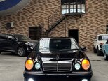 Mercedes E 240-1