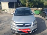 Opel Zafira-1