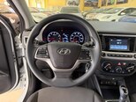 Hyundai Accent-10