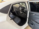 Hyundai Accent-11