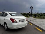 Nissan Sunny-4