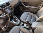 Volkswagen Jetta-6